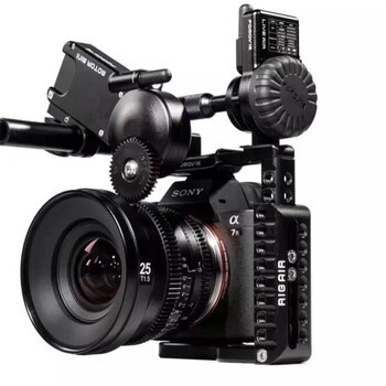 跟拍攝影攝像服務(wù)的技術(shù)開發(fā)與未來趨勢(shì)